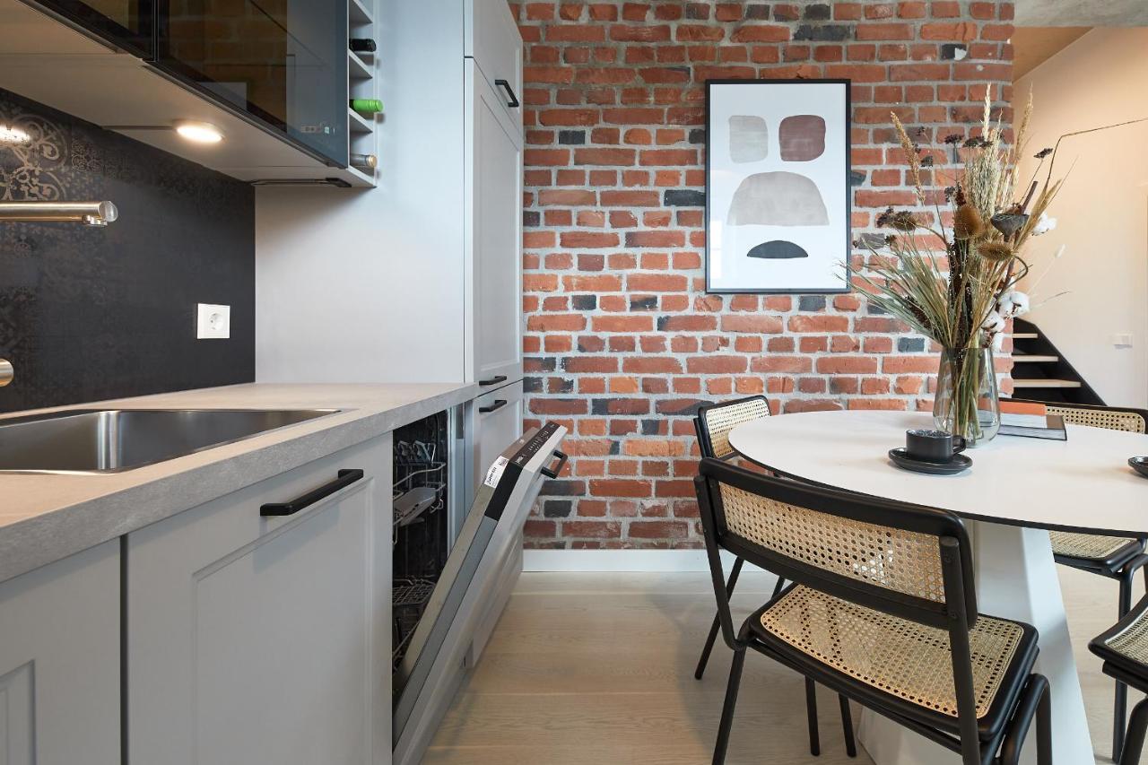 High Ceiling Loft With Its Own Backyard And A Terrace Lejlighed Tallinn Eksteriør billede