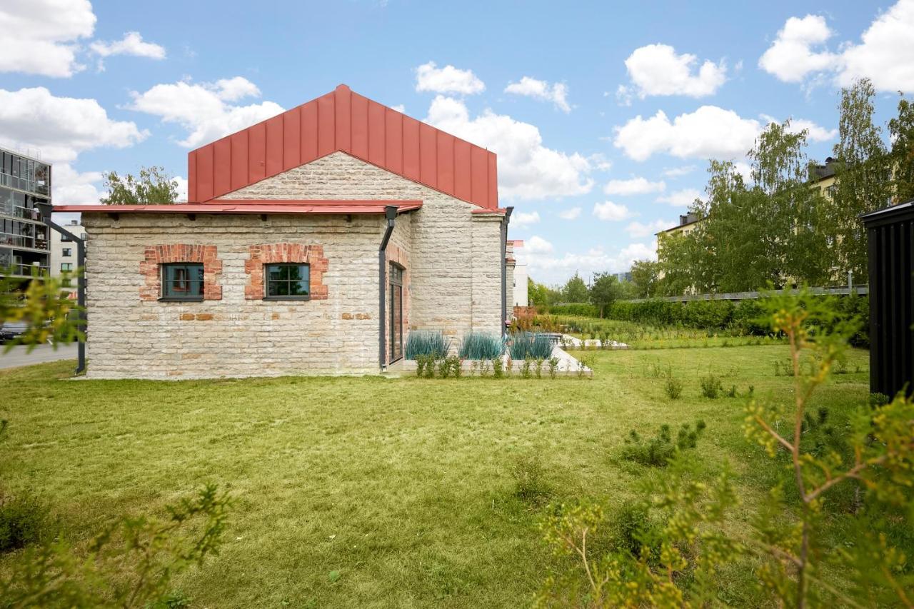 High Ceiling Loft With Its Own Backyard And A Terrace Lejlighed Tallinn Eksteriør billede
